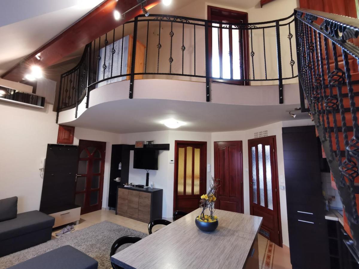 Galery Apartman Gyula Εξωτερικό φωτογραφία
