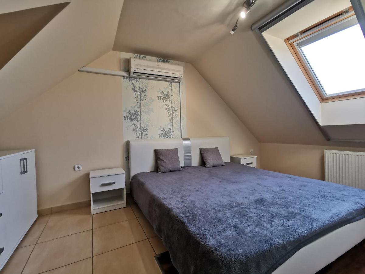 Galery Apartman Gyula Εξωτερικό φωτογραφία